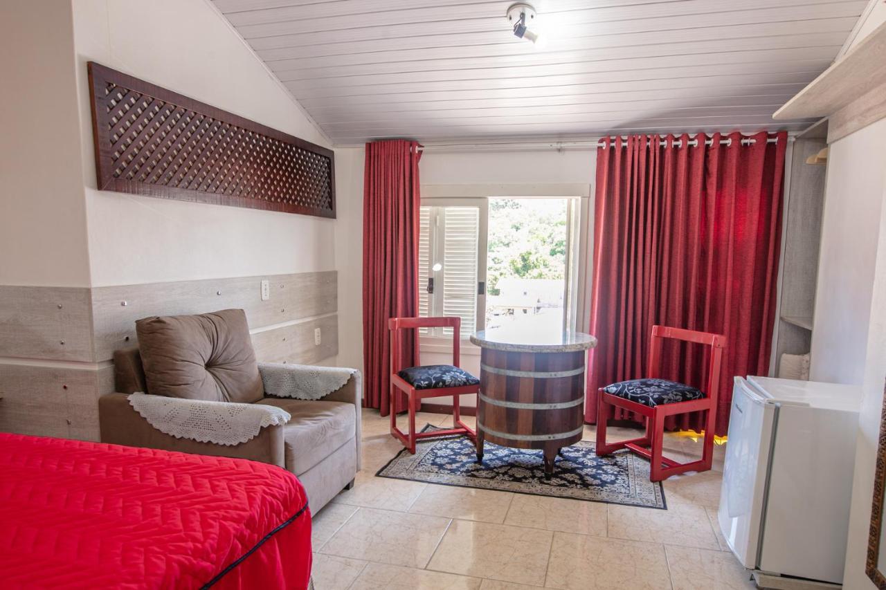 Hotel Pousada Casa Tasca Bento Goncalves Luaran gambar
