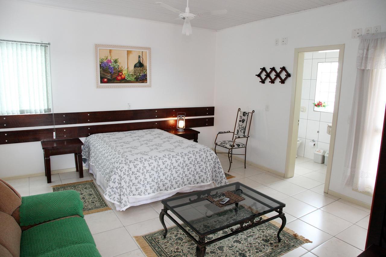 Hotel Pousada Casa Tasca Bento Goncalves Luaran gambar